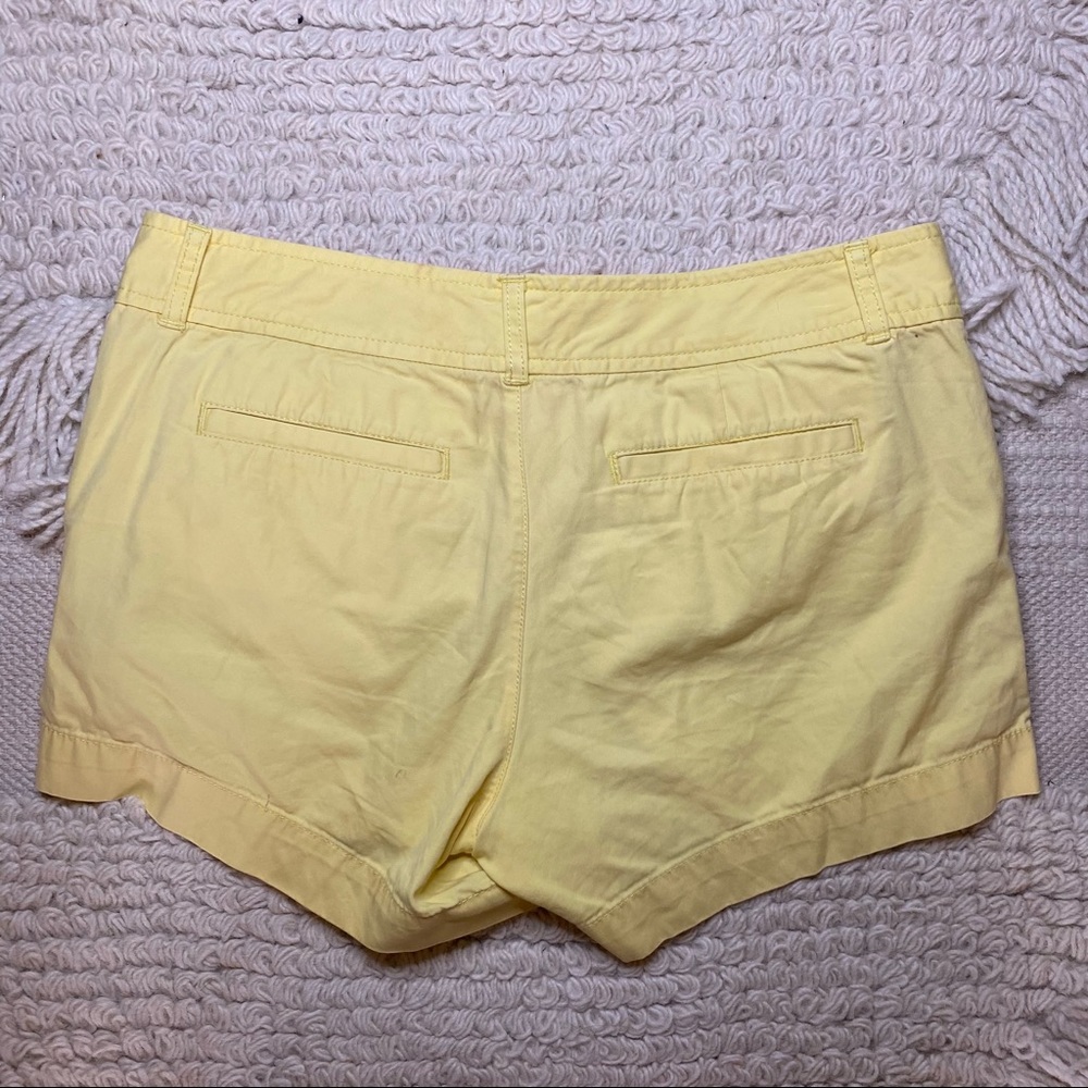 LILLY PULITZER starfruit yellow Callahan shorts 8 - Picture 10 of 14